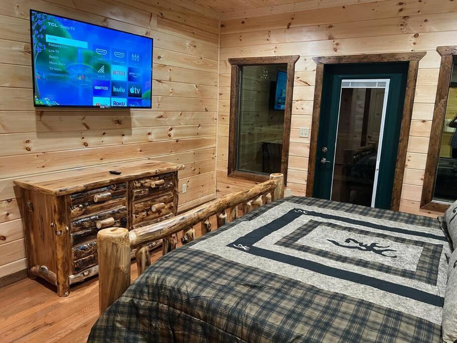 * * 4 Master Bedrooms, Views, Theater, Arcade, Evc Gatlinburg Exterior foto