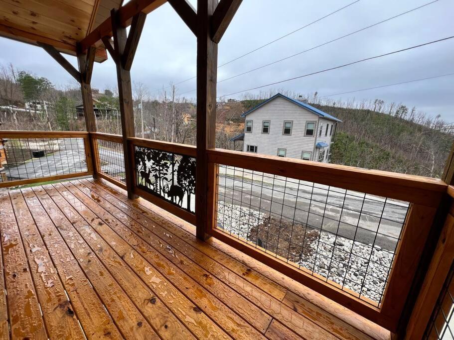 * * 4 Master Bedrooms, Views, Theater, Arcade, Evc Gatlinburg Exterior foto