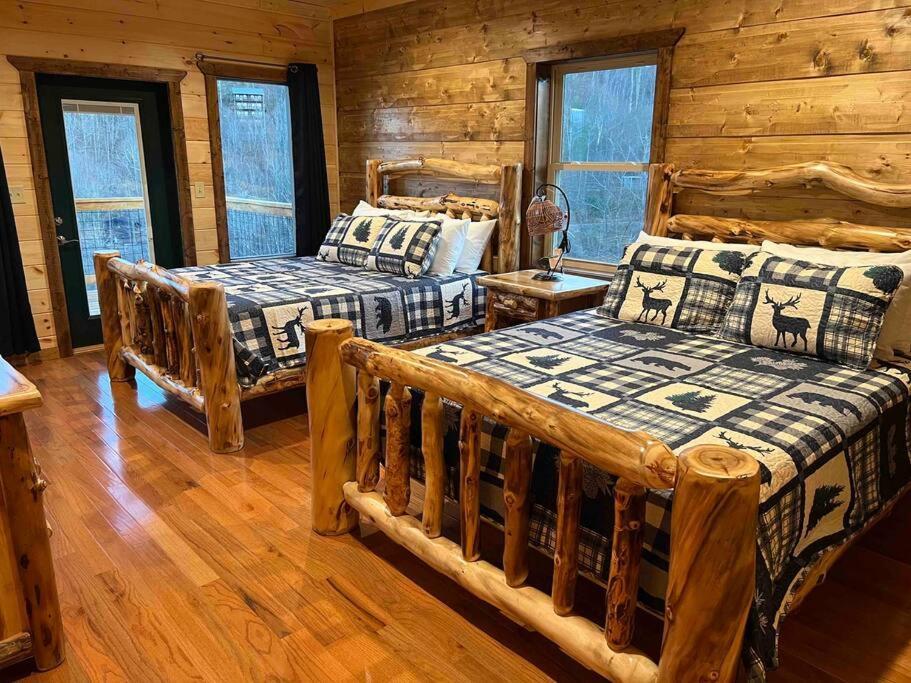 * * 4 Master Bedrooms, Views, Theater, Arcade, Evc Gatlinburg Exterior foto